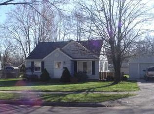 958 Marcia St SW, Wyoming, MI 49509