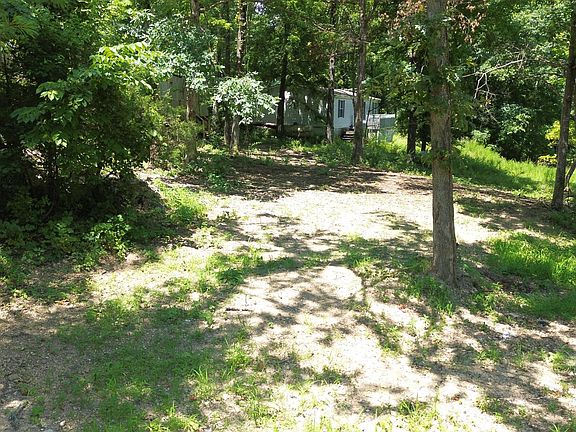 5th image of 817 Taneycomo Road