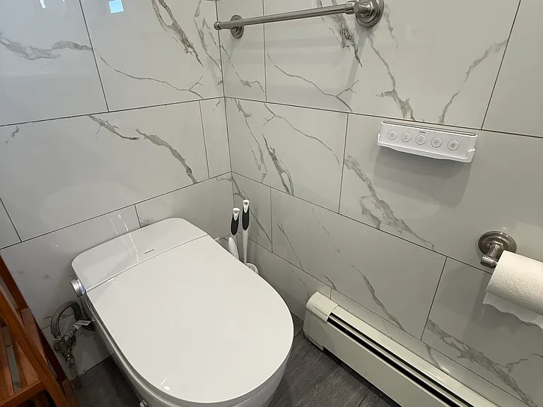 120 Pelham St #3 — Photo 4