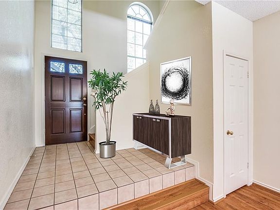 4th image of 3017 Warm Springs Ln