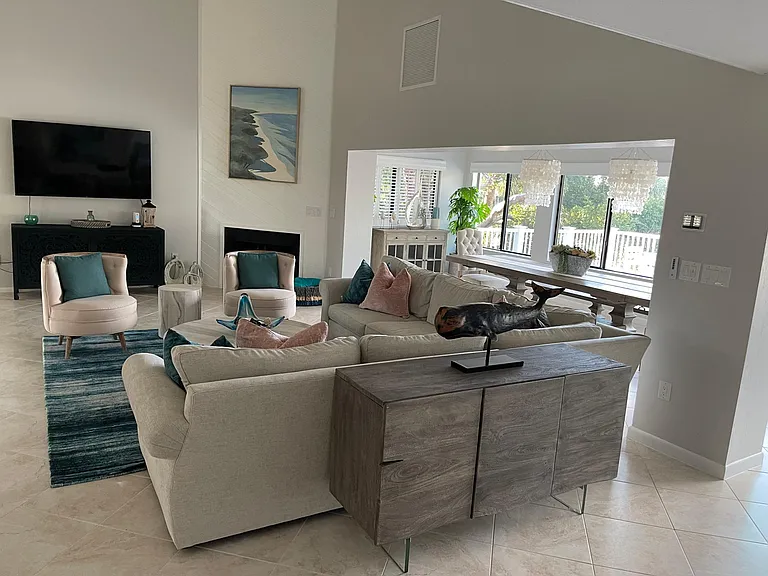 500 Periwinkle Way — Photo 20