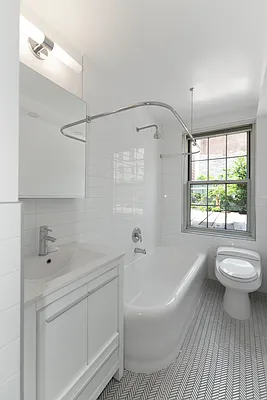Rented by Buchbinder & Warren | media 26