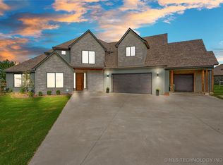 Aya⭐️ 10514 14th Ave NW, Seattle, WA 98177 | Redfin