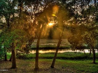 1283 Sea Island Pkwy, St Helena Is, SC 29920