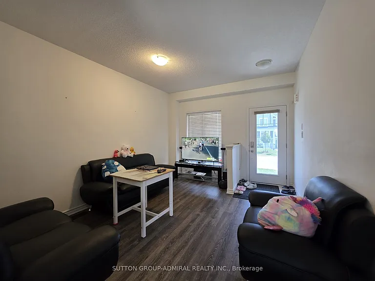 33 Sandhill Crane Dr — Photo 9