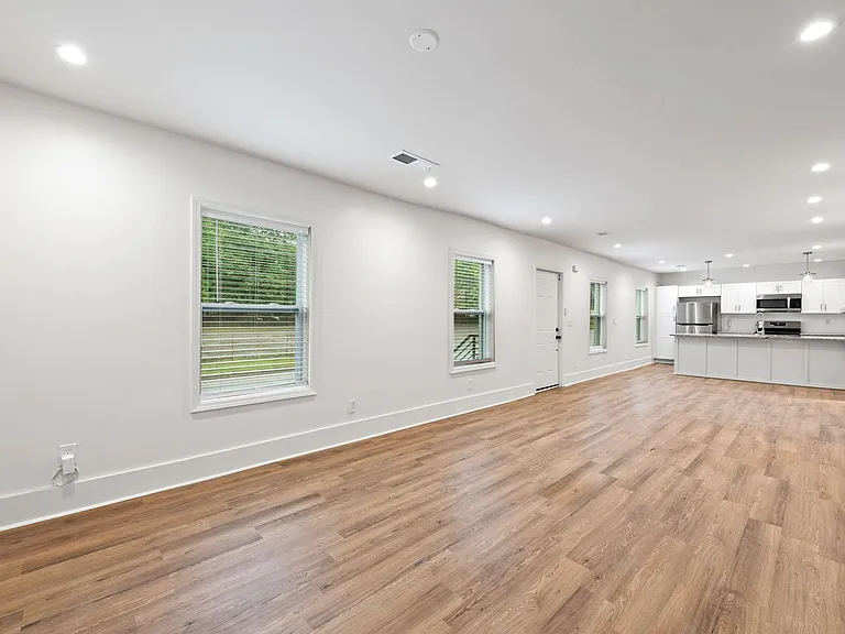 636 Francis Pl NW #A — Photo 8