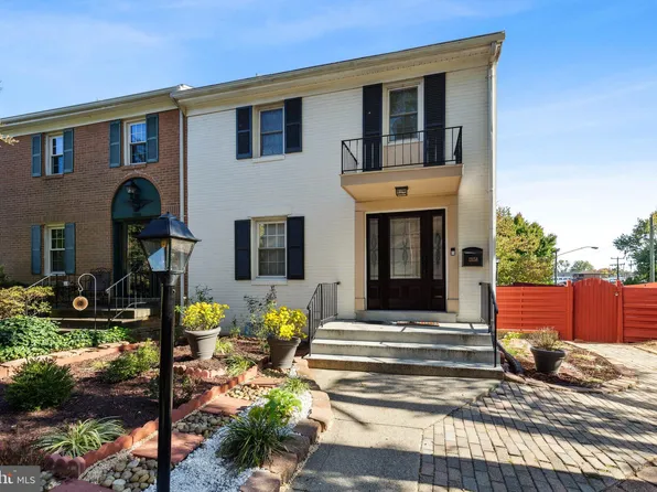 13158 Rock Ridge Ln, Woodbridge, VA 22191