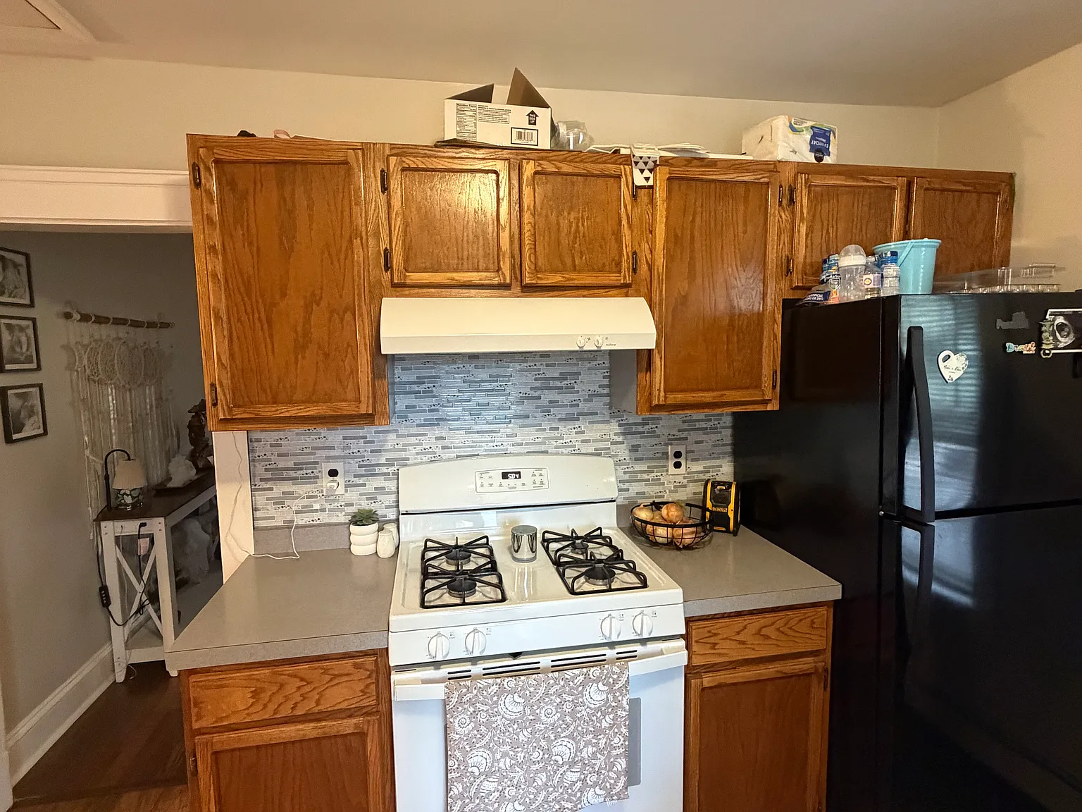 10 Pleasant St — Photo 4