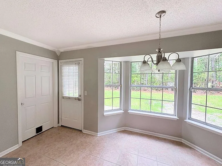 236 Woodbridge Rd — Photo 15