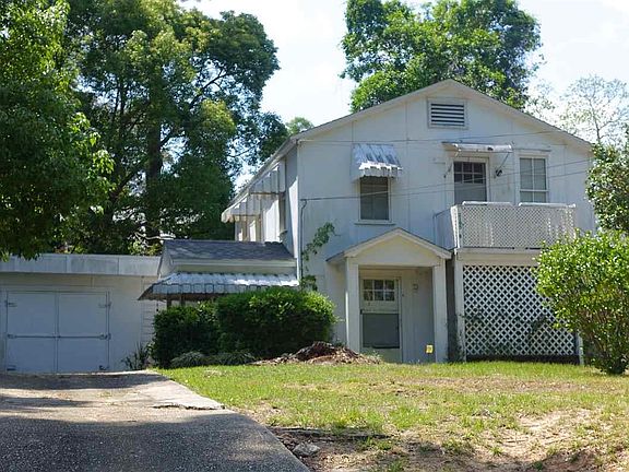 3rd image of 2105 Magnolia Ave