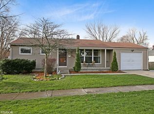 705 Union Ct, Elgin, IL 60123