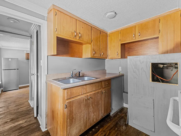 2318 Saxon St #A/B — Photo 20