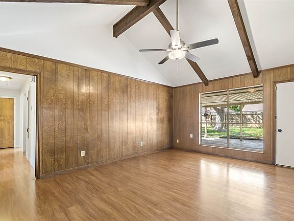 3rd image of 10418 Sagemeadow Ln #10418