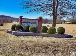 1122 E 1264th Rd, Lawrence, KS 66047