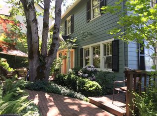 194 Sunset Dr, Eugene, OR 97403