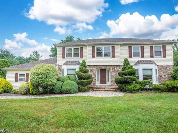 34 Parkview Dr, Roxbury Twp., NJ 07876