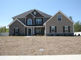 6049 Cornfield Ave, Fayetteville, NC 28314