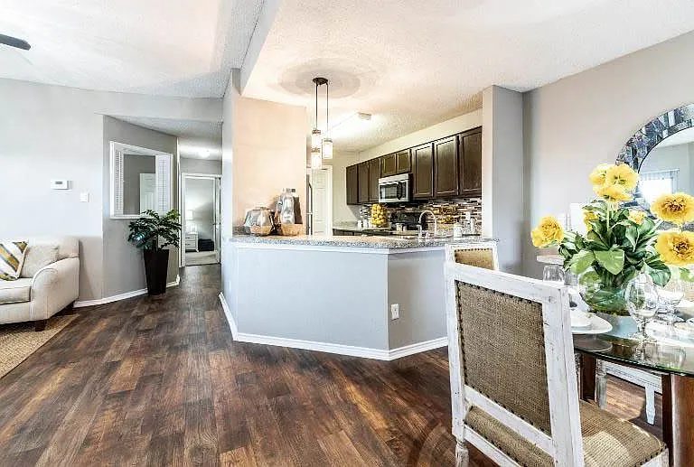 Avalon Villas — Photo 21
