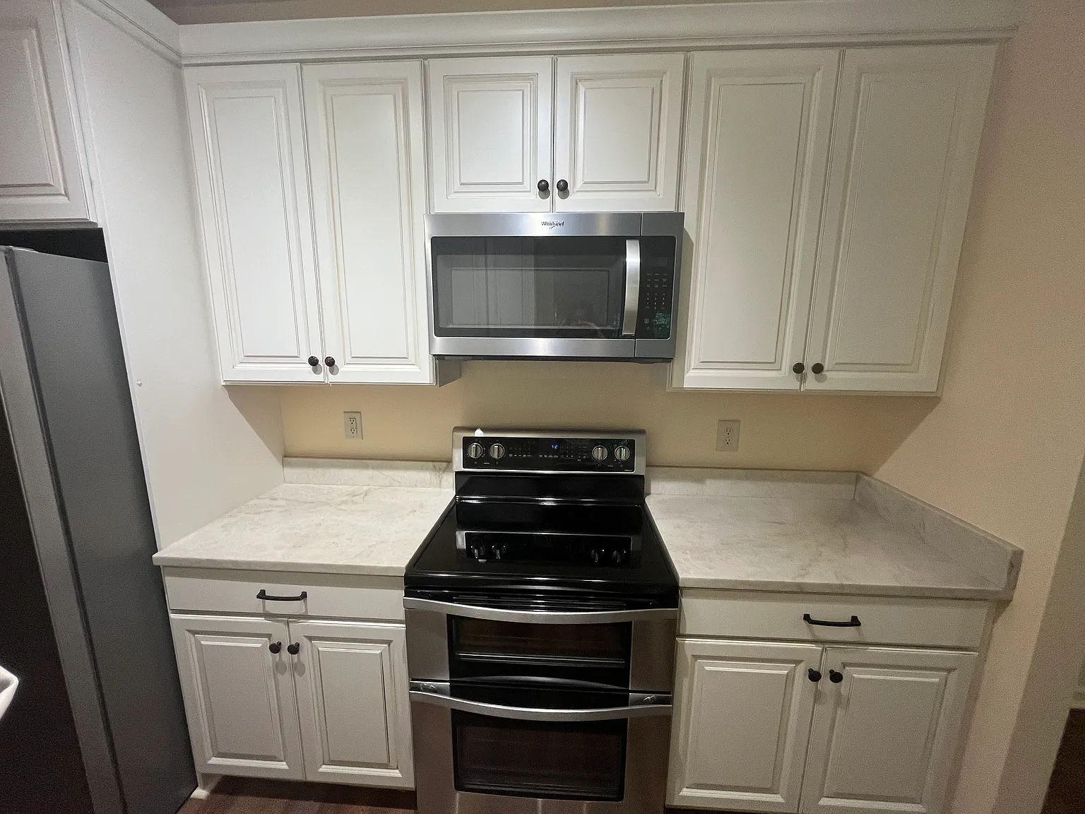 3 bed, 1224 sqft, $2,100 — Photo 3