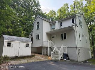 197 Radcliff Rd, Bushkill, PA 18324