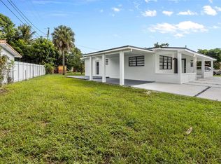 18401 NW 42nd Ct, Miami Gardens, FL 33055