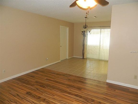 3rd image of 4960 Mockingbird Dr