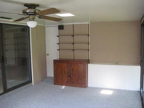 3rd image of 3337 Forest Ln