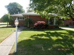 9372 Kimland Ct, Redford, MI 48239