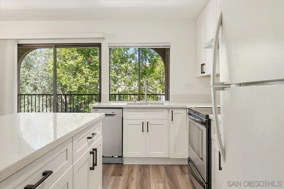7835 Cowles Mountain Ct Unit B38