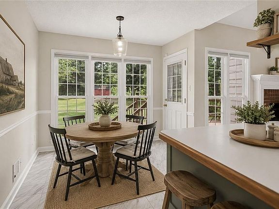 5th image of 1262 Bowman Rd