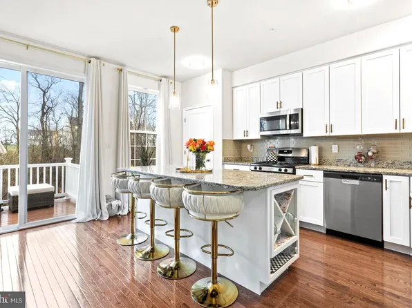 420 Sweet Bay Ln, Norristown, PA 19403