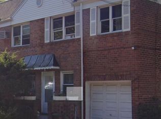 161-02 Booth Memorial Ave #2, Fresh Meadows, NY 11365