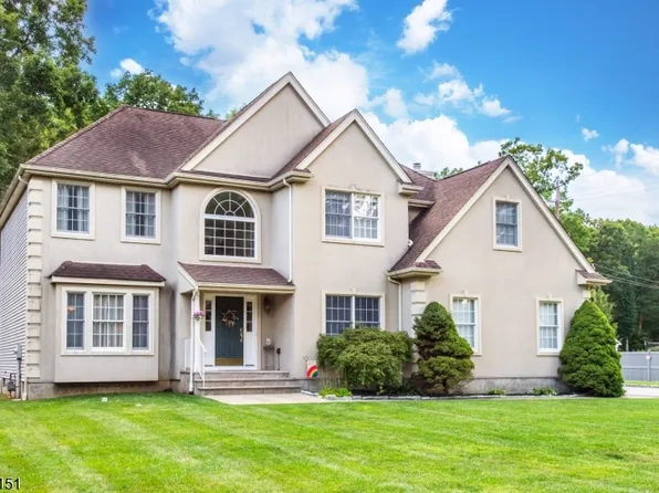2 Kingston Ct, Jefferson Twp., NJ 07438