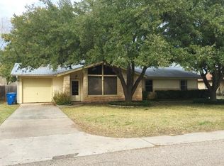 504 Laurel St, Bastrop, TX 78602