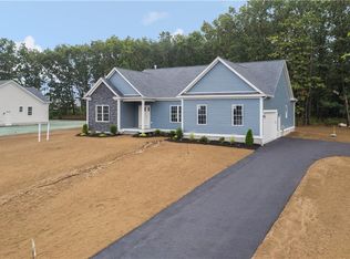 6 Bella Woods Ct, Johnston, RI 02919