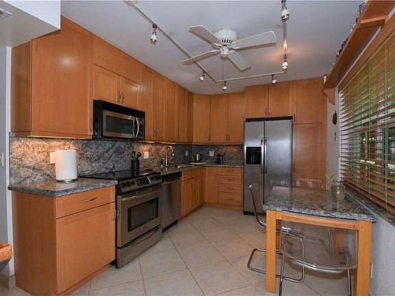 3rd image of 802 Cypress Grove Lane #108