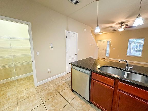 3rd image of 2942 SW 35th Pl APT 33