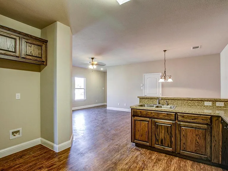 424 Canvas Ct — Photo 15