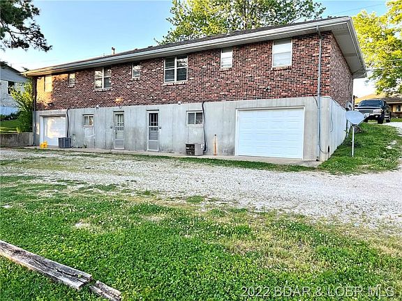 3rd image of 4731 Henwick Ln