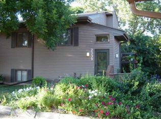 2339 Glenwood Dr, Des Moines, IA 50321