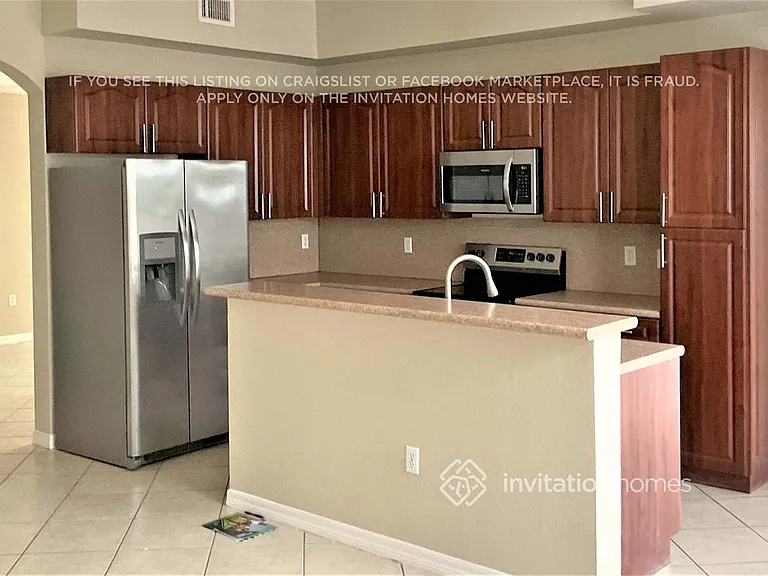 8916 SW 228th Ln — Photo 4