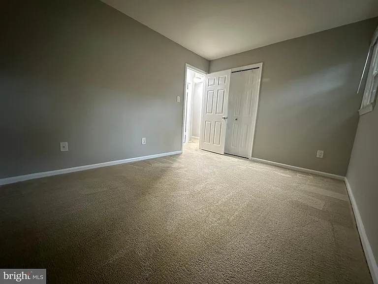 10152 Village Knolls Ct — Photo 38