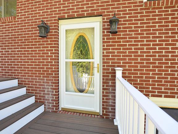 4th image of 288 Raines Rd