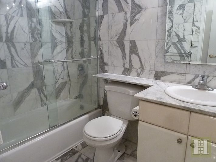 2nd image of 401 E 89th St APT 1D