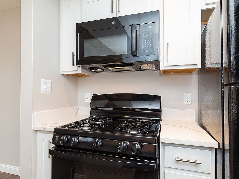 Renovated One-Bed Unit