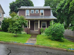 17 Ledge Rd, Burlington, VT 05401