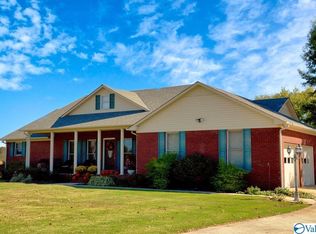 11980 New Cut Rd, Athens, AL 35611