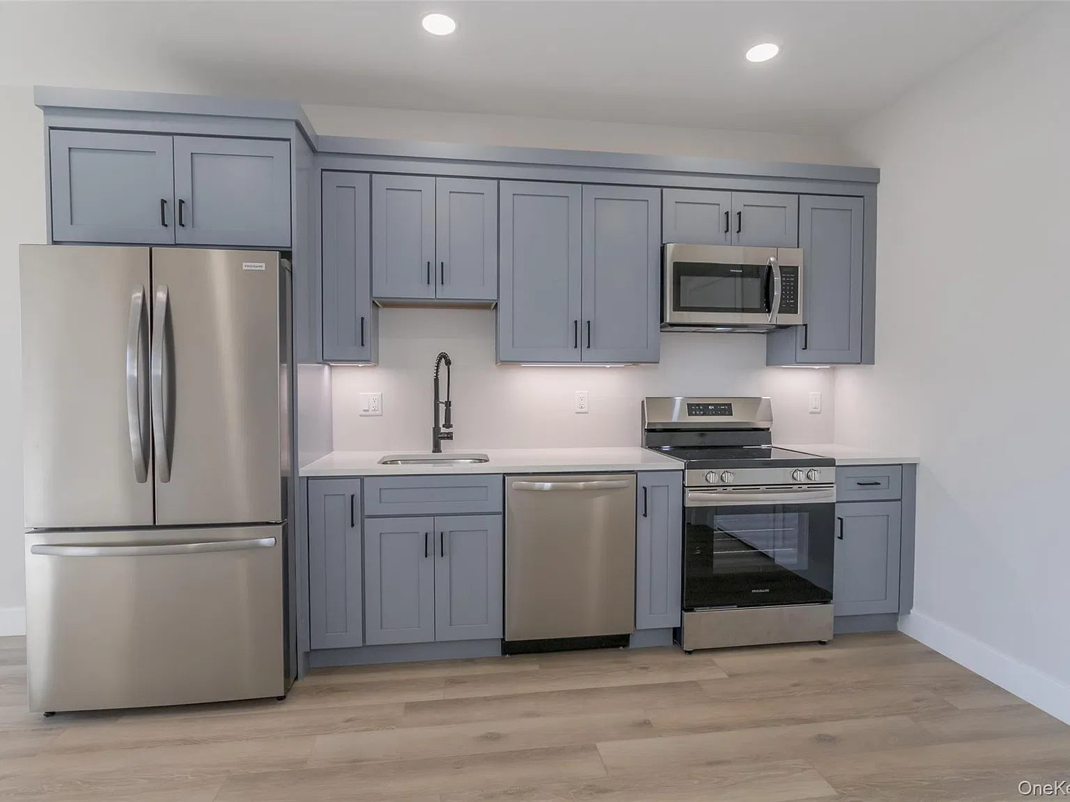 1 bed, 1.0 bath, 780 sqft, $2,100 — Photo 3
