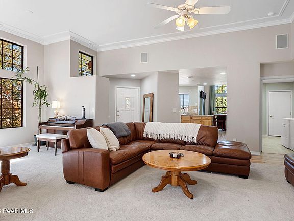 2nd image of 1423 Sierry Peaks Dr