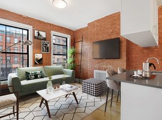301 E 111th St #2B, New York, NY 10029